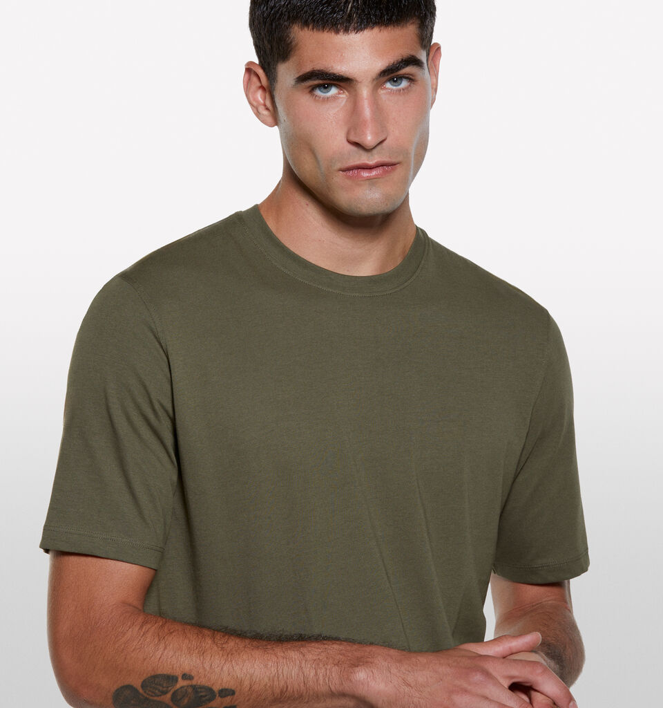 Kurzärmliges T-Shirt in Olivgrün mit normaler Passform - kurzärmeliges t-shirt für herren - Dunkelgrün | Sisley image number 4